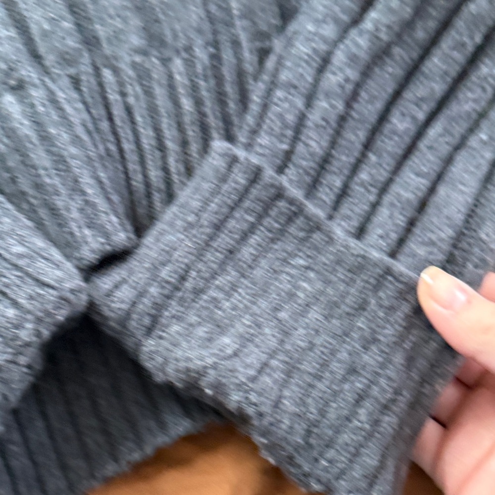 Free People Ribbed Slate Gray V-Neck Sweater - Picture 4 of 5